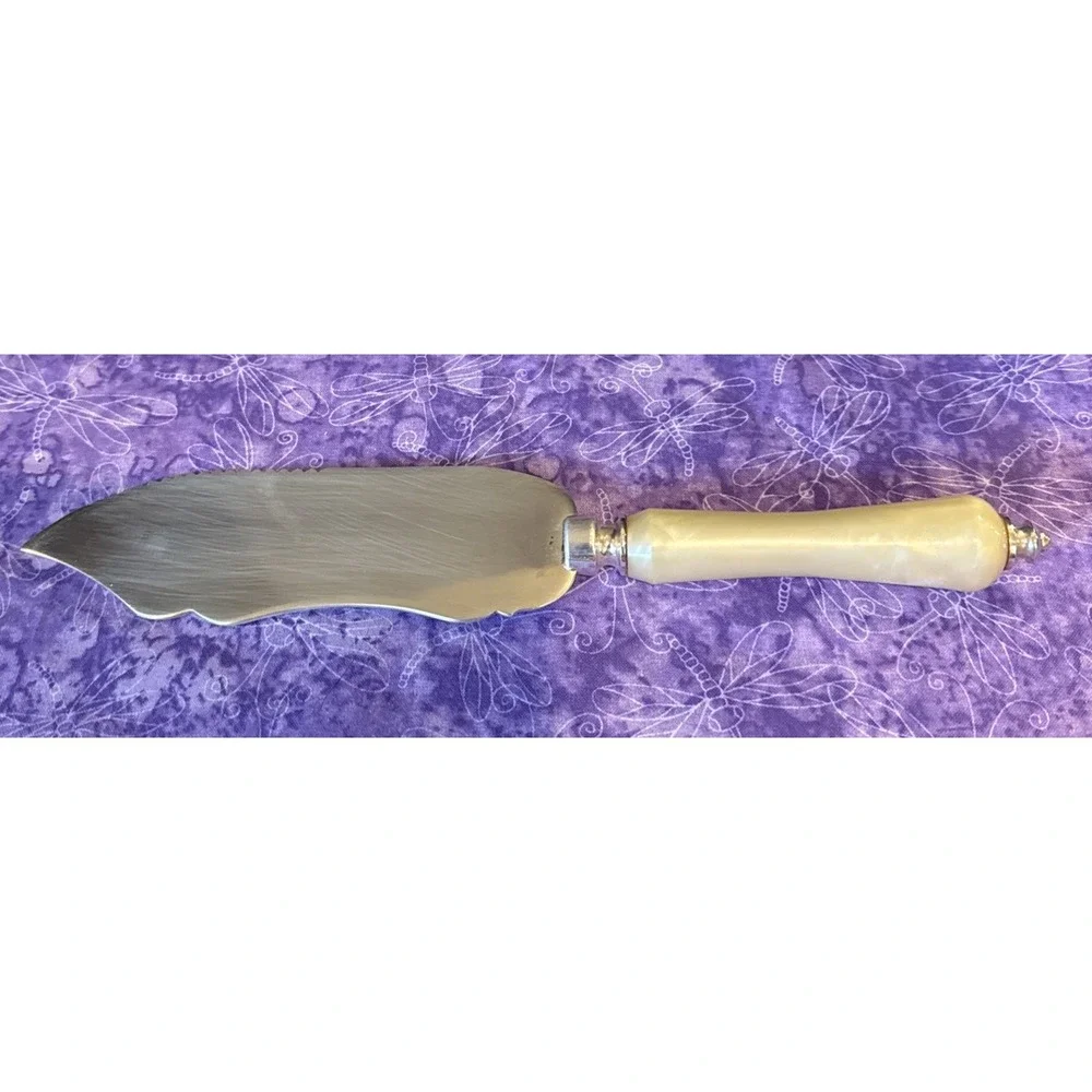 Vintage Marbleized Acrylic Handle Stainless Steel Blade Serrated Cake Pie Slicer